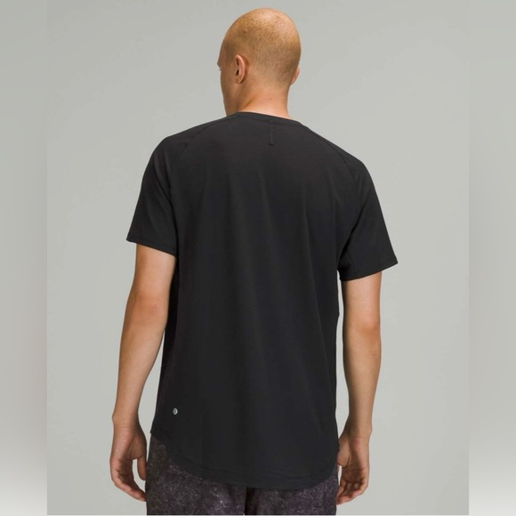 Lululemon Drysense Short Sleeve Shirt - Picture 2 of 7